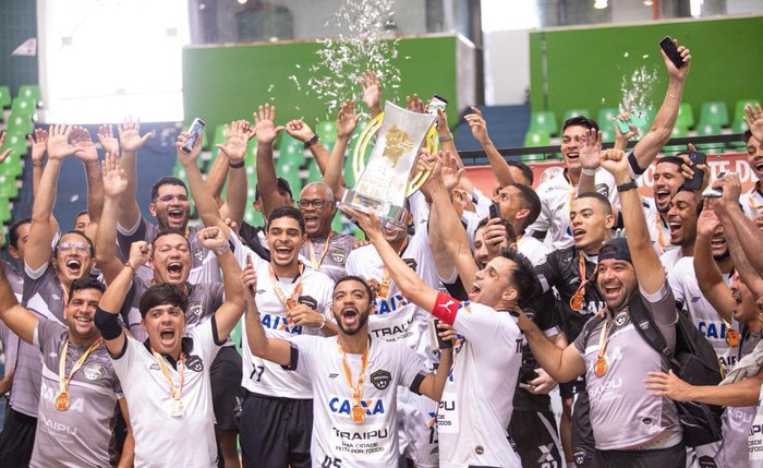 Time está na semifinal do Brasileiro de Futsal e joga no sábado, 8, contra o Passo Fundo-RS