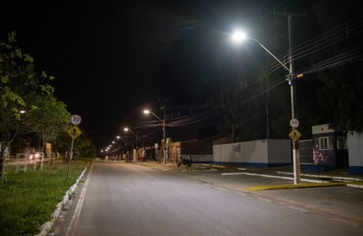 Prefeitura realiza manutenção na iluminação do Conjunto Aprígio Vilela
