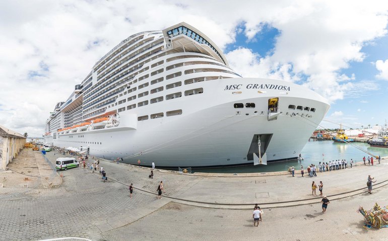 Com expectativa de injetar R$ 80 milhões na economia,  mais de 34 mil pessoas chegam a AL este mês na temporada de cruzeiros