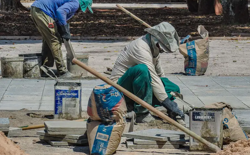 SNIC: vendas de cimento caem 0,3% em novembro; acumulado do ano é de alta de 4%