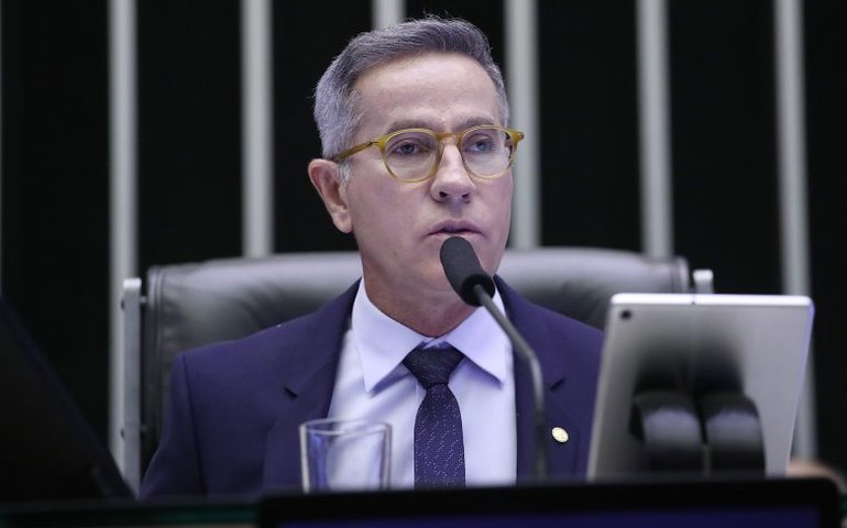 Projeto torna obrigatória a indicação de teor alcoólico em rótulos de alimentos