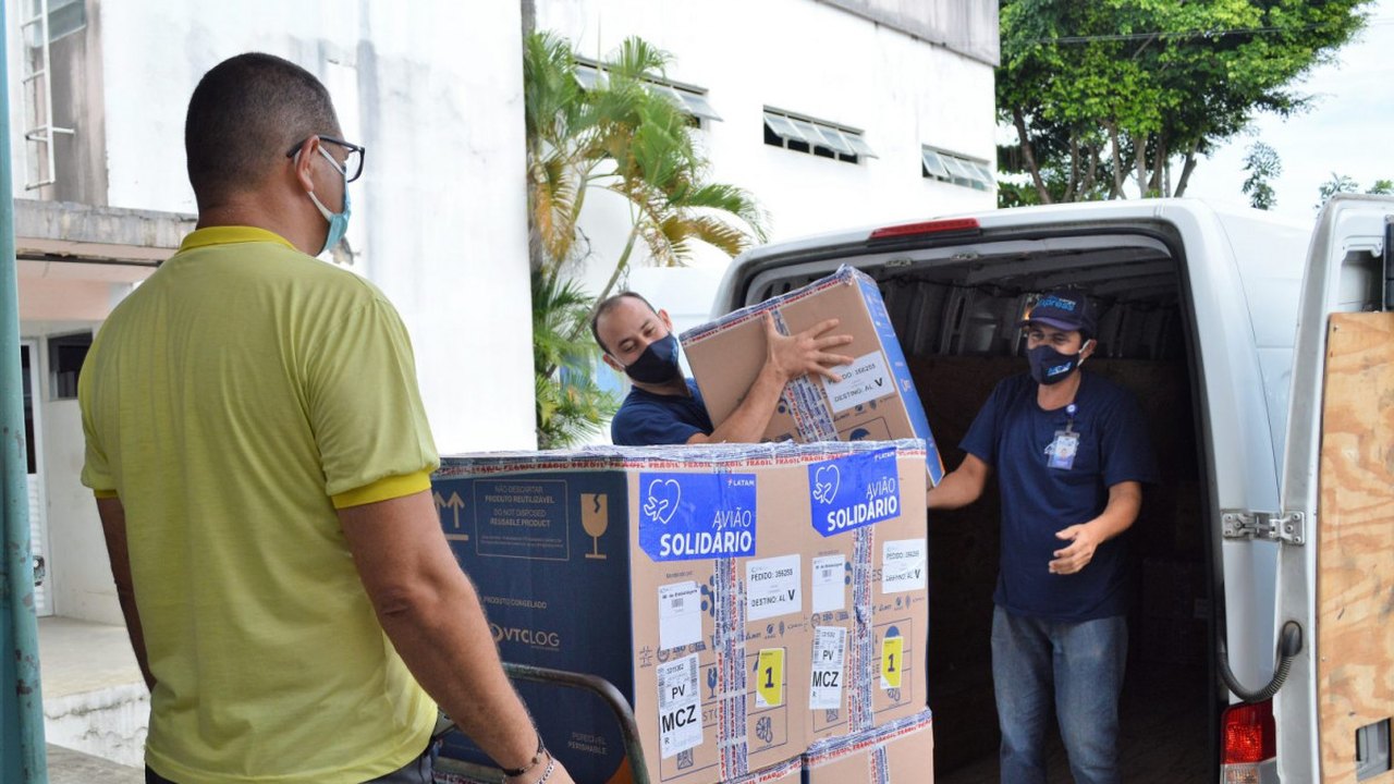 Alagoas recebe 79.520 mil doses de vacinas contra a Covid-19 nesta sexta (24)