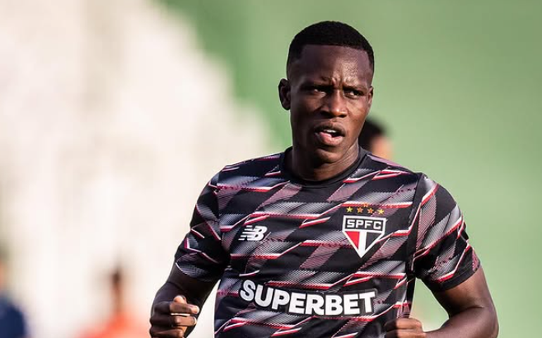 São Paulo empresta volante senegalês ao Retrô-PE e segue preparação para quartas do Paulistão
