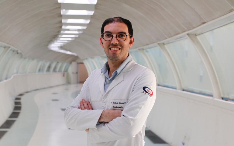 Pacientes com câncer podem desenvolver doenças cardiovasculares ou até mesmo descompensá-las, alerta cardio-oncologista