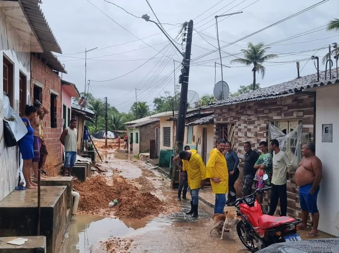 Defesa Civil: Alagoas está em alerta máximo devido às fortes chuvas