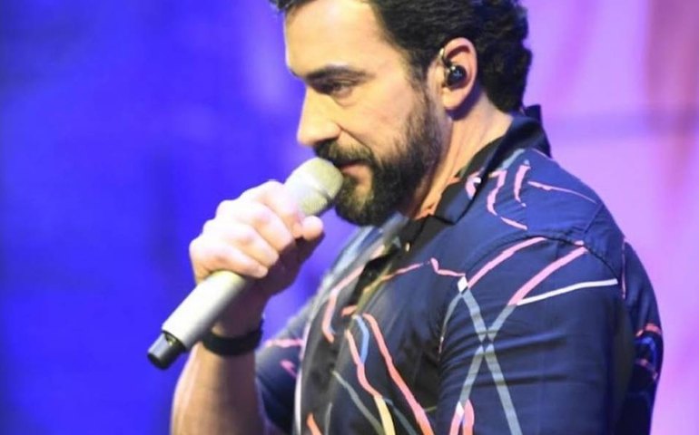 Padre Fábio de Melo terá show gravado em santuário vazio