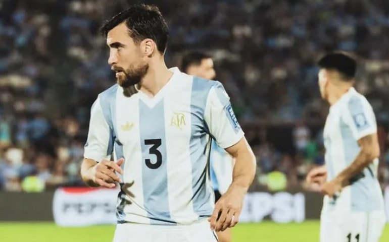 Argentina bate Uruguai, aumenta vantagem na liderança das Eliminatórias e deixa Brasil em 3º
