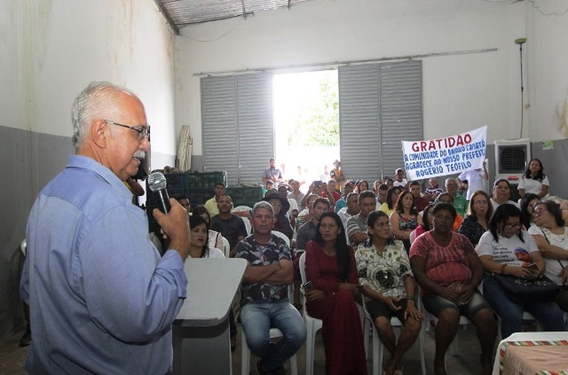 Semana da República: Cacau inaugura mais duas quadras poliesportivas