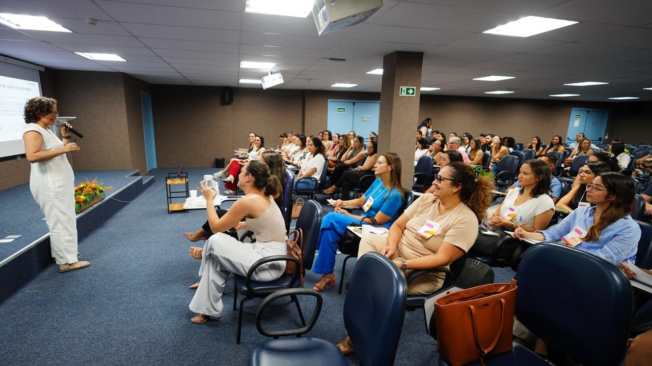 Sesau capacita servidores sobre os 10 passos para a redução da morbidade materna