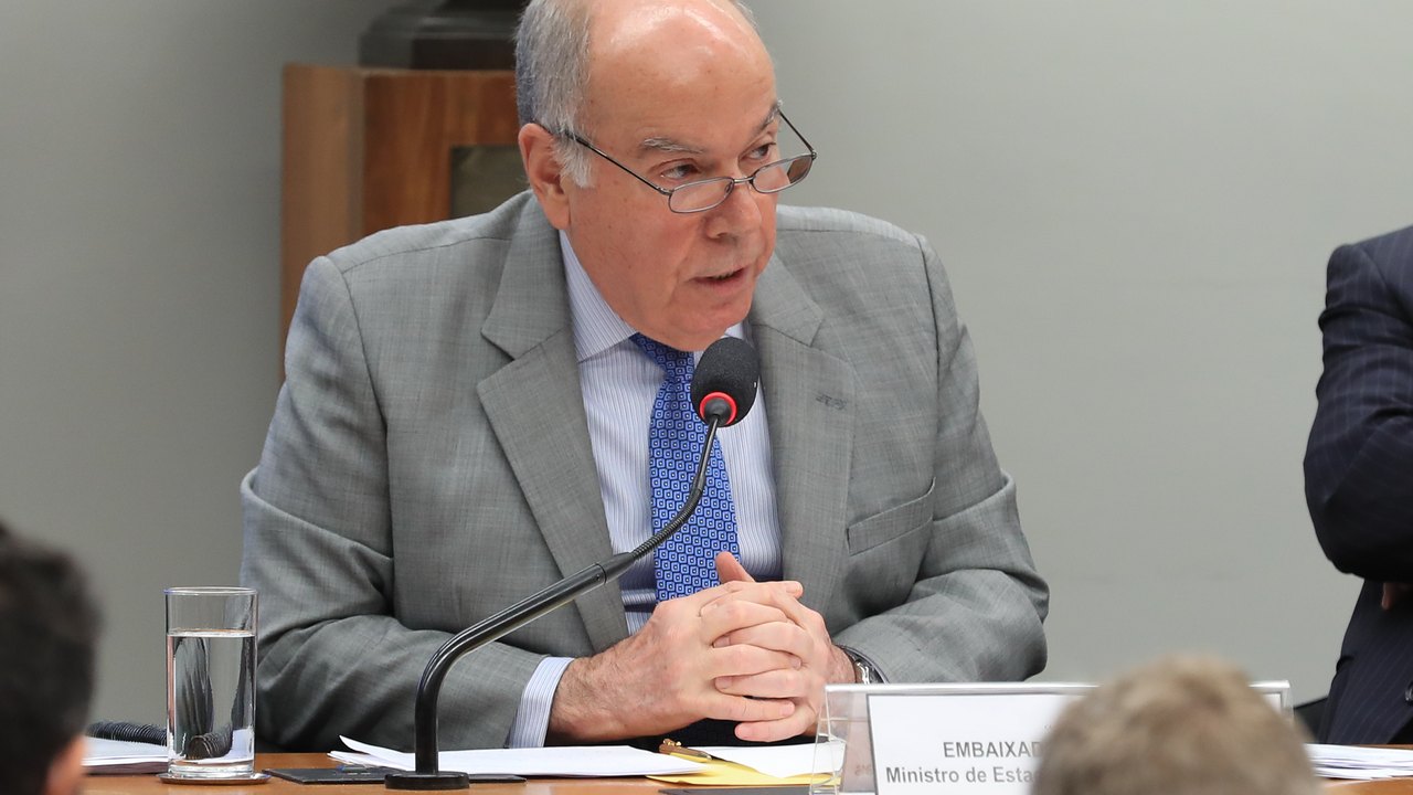 Vieira encontra Rubio nos EUA após vitória de Lula e fuga de Flávio