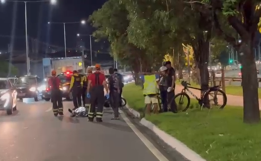 Homem morre em acidente de trânsito na Avenida Durval de Góes Monteiro, em Maceió