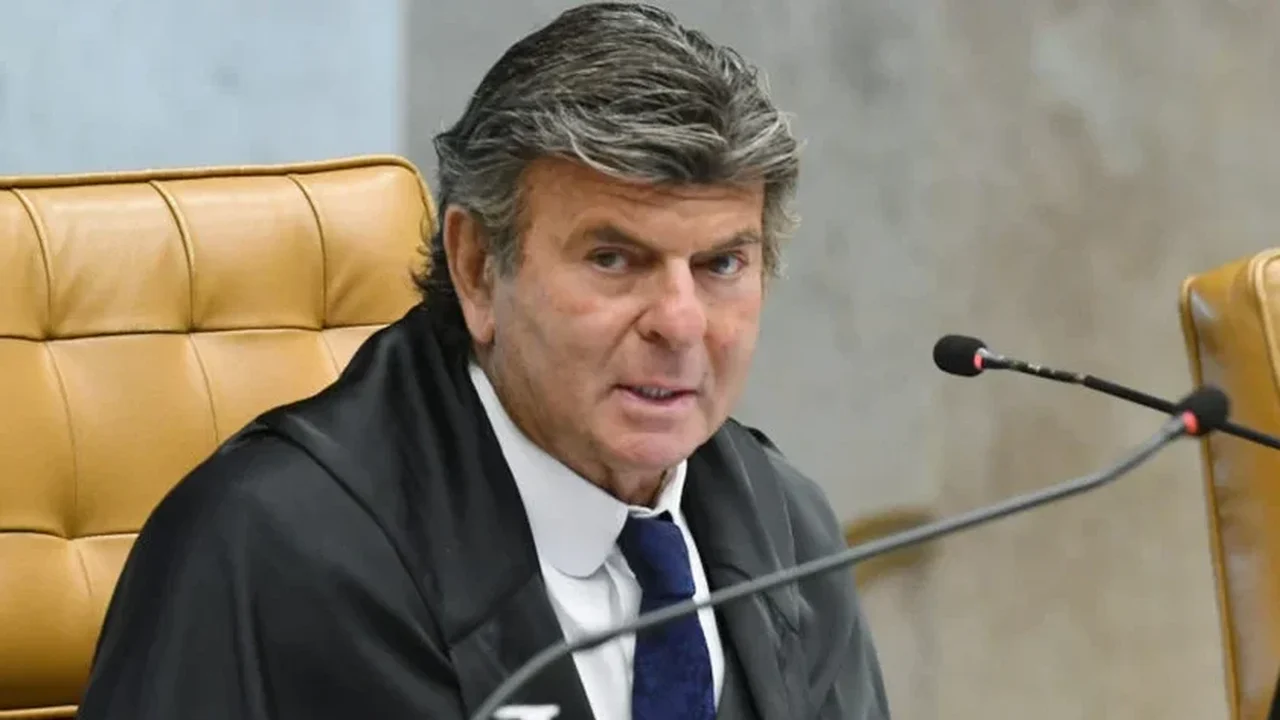 Fux vai assumir Segunda Turma do STF em meio a tensão do caso Master