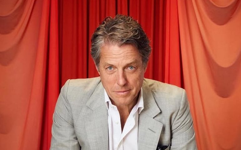Hugh Grant diz que agentes de imigração foram 'perturbadores e invasivos' com seus filhos