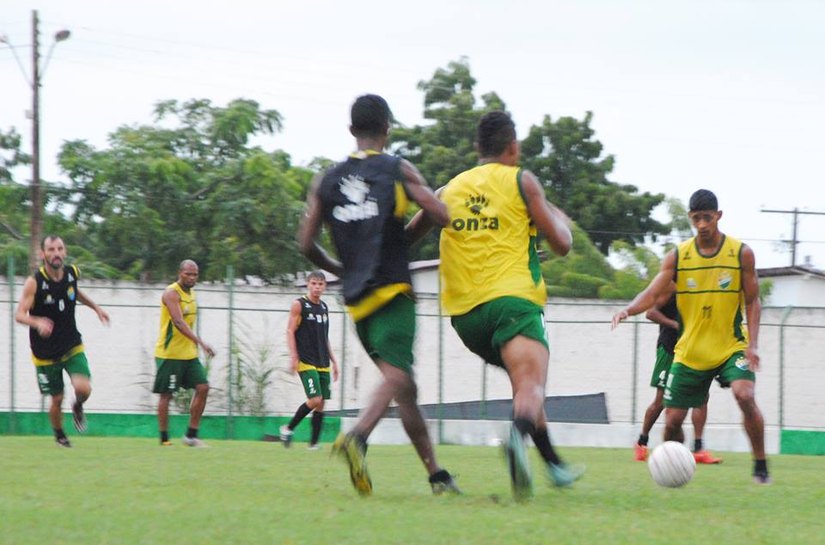 Coruripe realiza apronto final no Gersão para jogo com o Central no domingo, 18