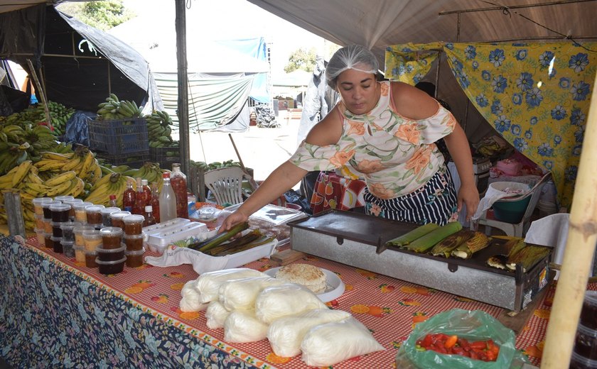 Feira Agroecológica Novo Jardim acontece pela primeira vez no bairro Jardim Petrópolis II