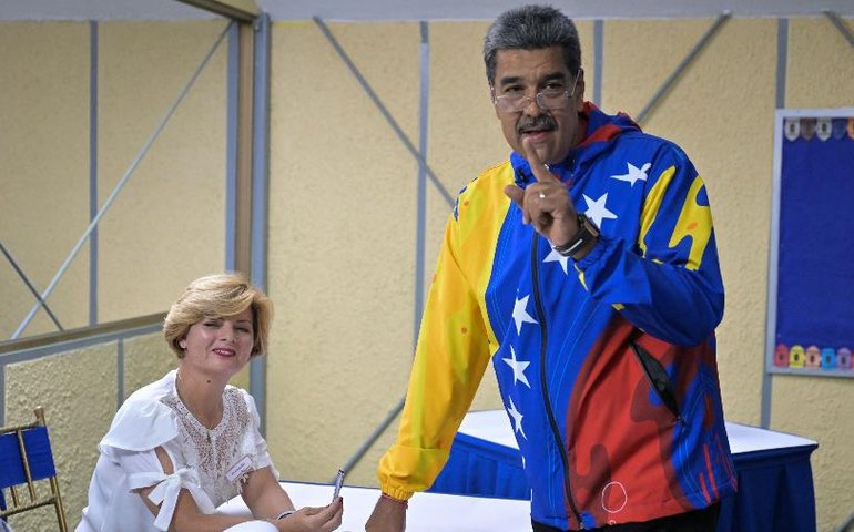 Maduro diz a Amorim que divulgará atas das eleições em breve e vê 'golpe'