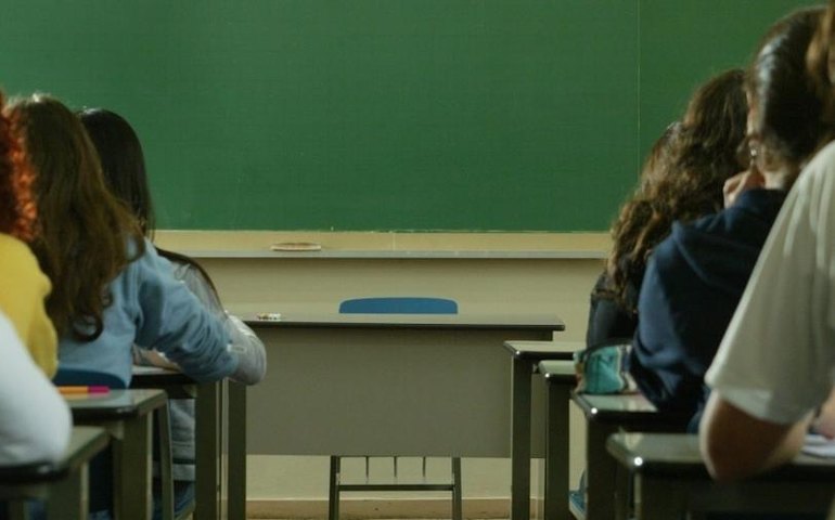 Professores de São Paulo são contra reabertura das escolas e ameaçam greve