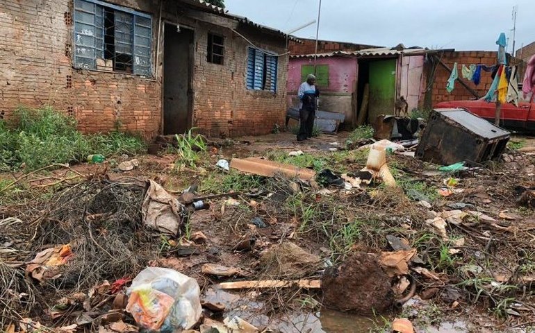 Comissão debate integração entre políticas de habitação e saúde no Brasil