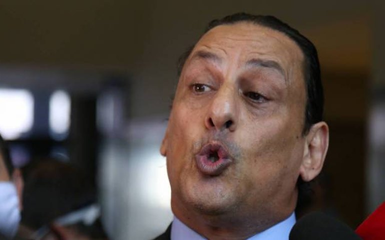 Wassef e mais 4 vão para o banco dos réus por lavagem de R$ 4,6 mi do E$quema S