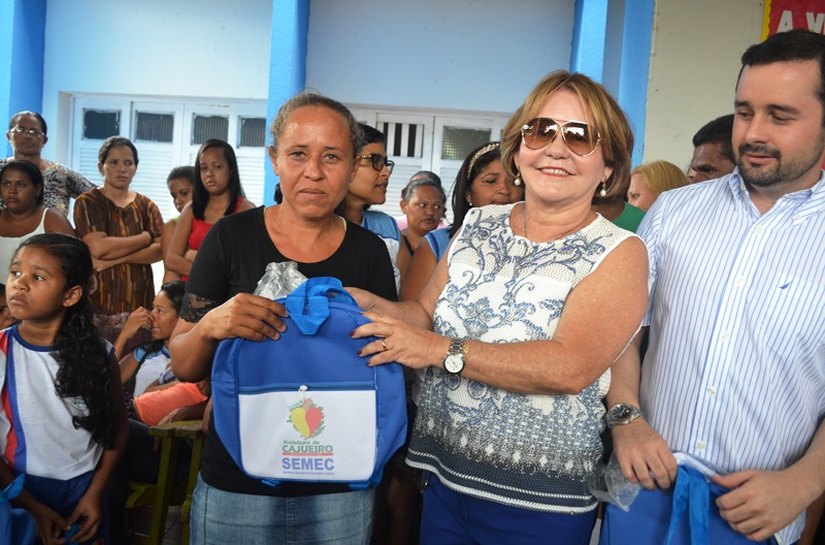 Entrega de obras e Lengo Tengo marcam os 58 anos de emancipação de Cajueiro