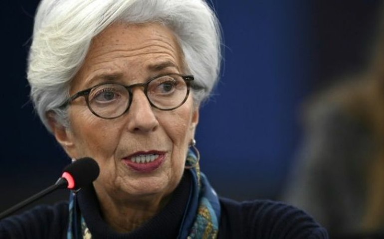 Lagarde vê &#8216;chance forte&#8217; de elevação de juros ainda neste ano na zona do euro