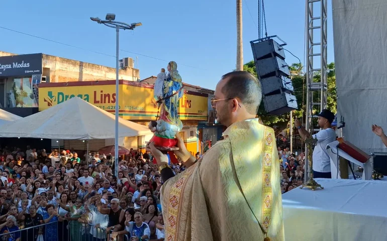 Fé e tradição marcam encerramento da Festa de Nossa Senhora do Bom Conselho