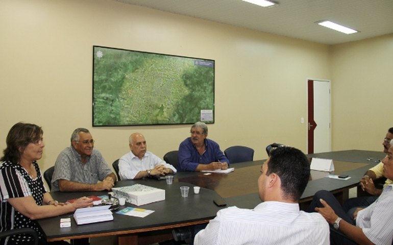 Prefeita Célia Rocha garante estrutura para gasoduto em Arapiraca