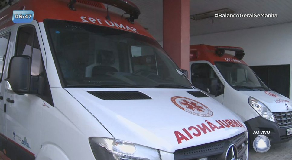 Condutores do Samu param 15 ambulâncias em protesto 