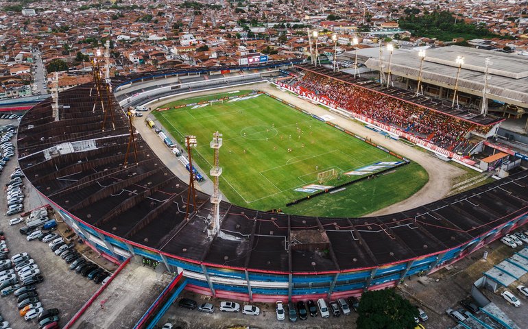 Operação de ônibus será reforçada para partida entre CRB X Cruzeiro no Trapiche