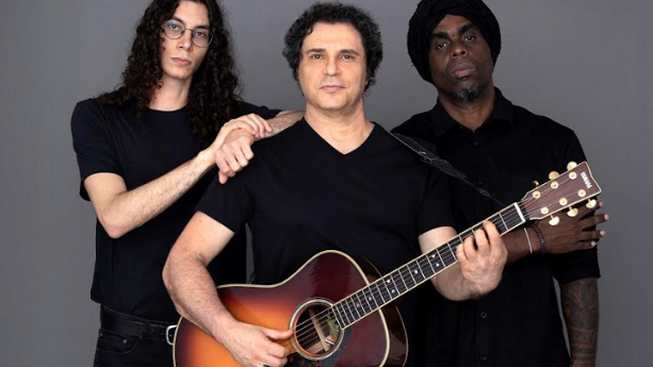 Frejat leva ao Rio show acústico em formato trio