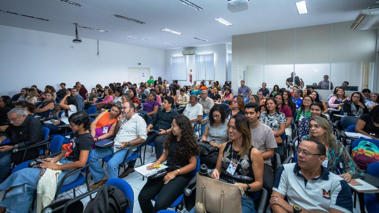 Escola de Governo bate recorde e capacita mais de 10 mil servidores em 2024