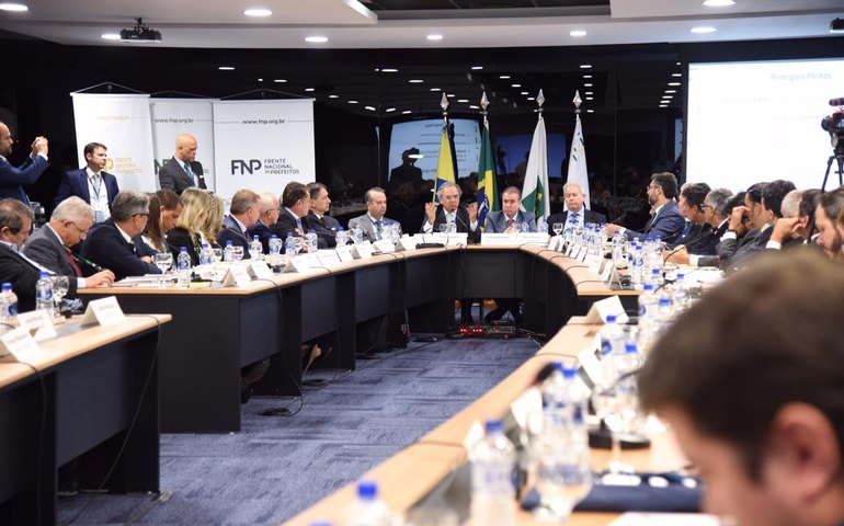 Frente de prefeitos considera graves as acusações de Moro e cobra investigação