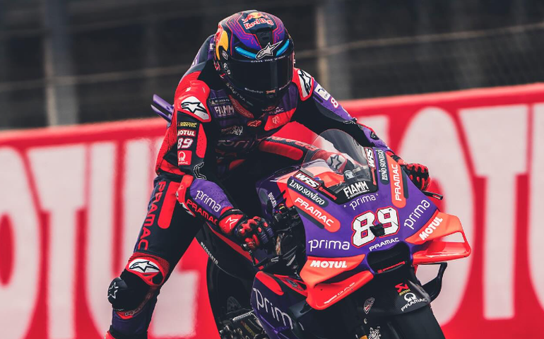 Jorge Martín vence A Revanche contra Bagnaia e conquista o título da MotoGP