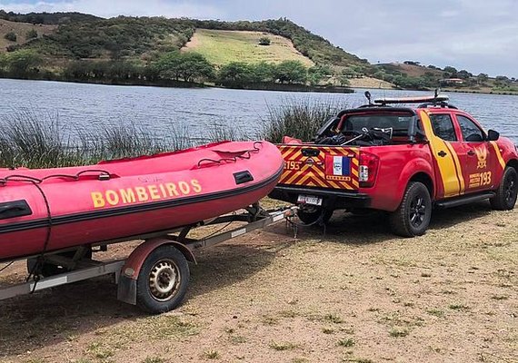 Bombeiros buscam pescador desaparecido em barragem de Alagoas