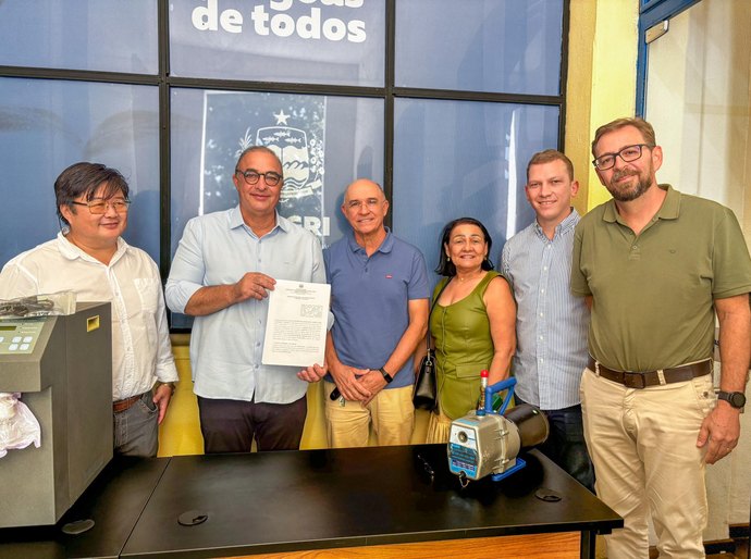 Seagri entrega equipamentos para contribuir com pesquisas de biotecnologia vegetal da UFAL