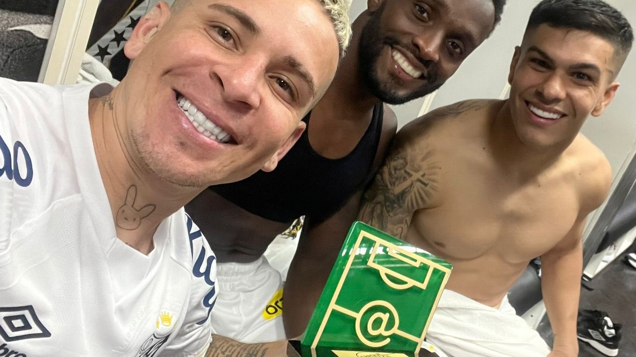 Soteldo comanda virada do Santos sobre o Grêmio em reencontro com os torcedores na Vila Belmiro