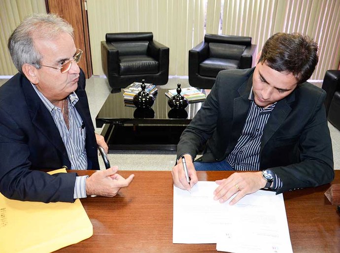 TCE e CMM assinam convênio de parceria: TV Cidadã