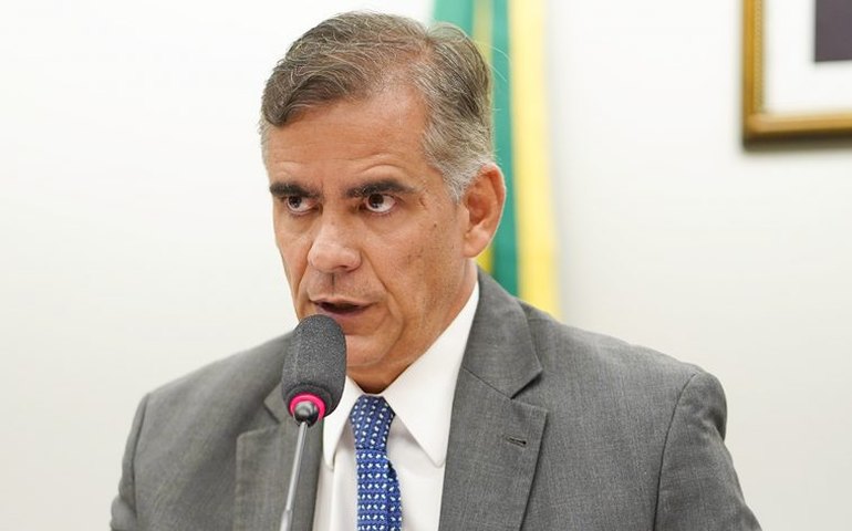 Conselho de Ética instaura processo contra deputadas do PT e do Psol