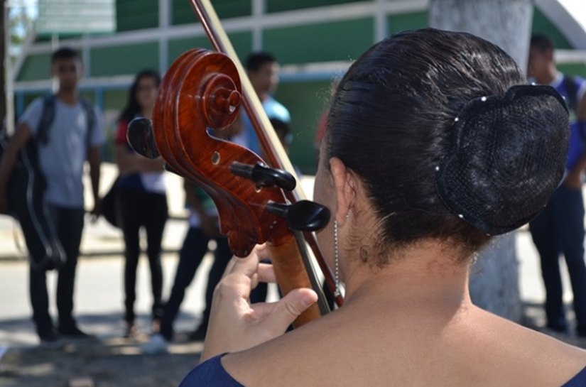 ‘Concertos da Juventude’ oferece aulas de música para jovens talentos