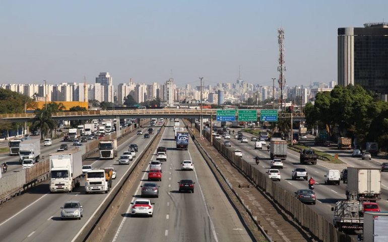 Rodízio de veículos em São Paulo retorna nesta segunda-feira, dia 13