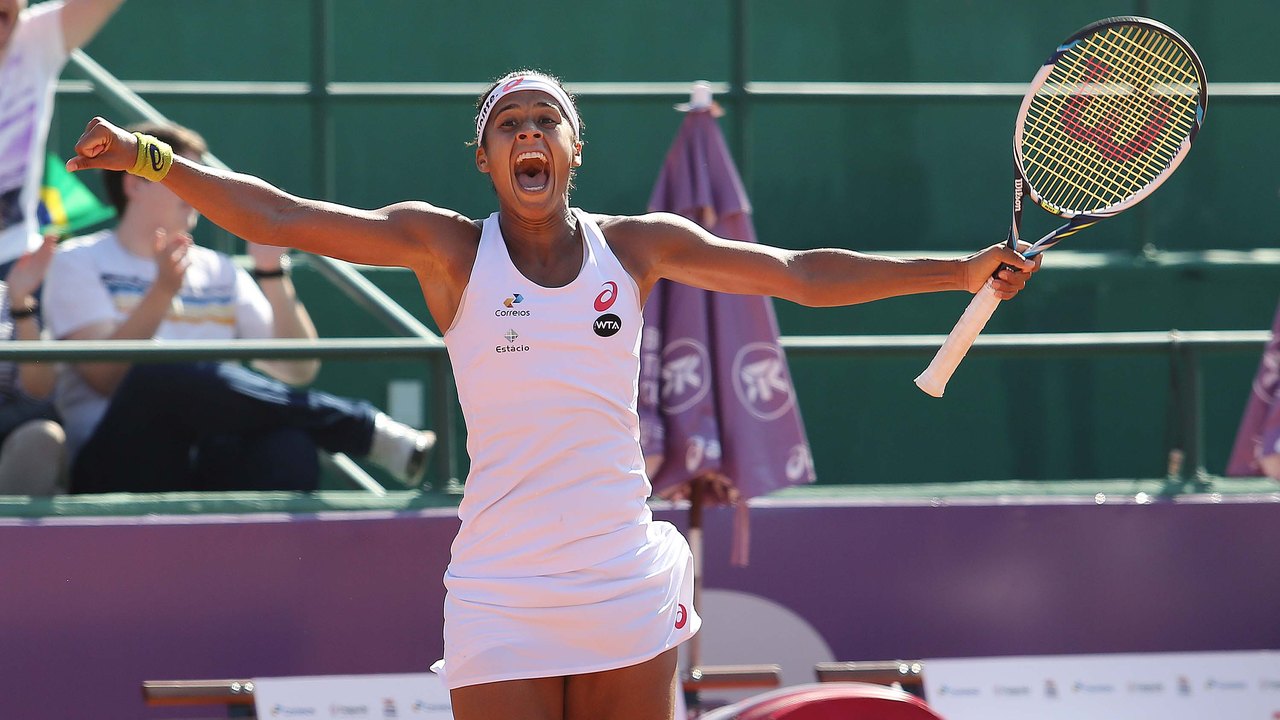 Teliana faz história e conquista o Brasil Tennis Cup