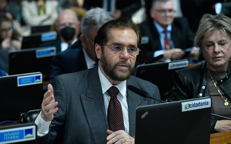 CAE aprova prorrogação da desoneração da folha para 17 setores da economia