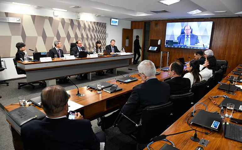 Comissão faz esforço concentrado no Senado para votar Código Civil