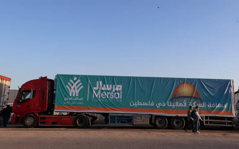 Colonos e caças na mira: Reino Unido e Holanda adotam medidas contra violência em Gaza e Cisjordânia