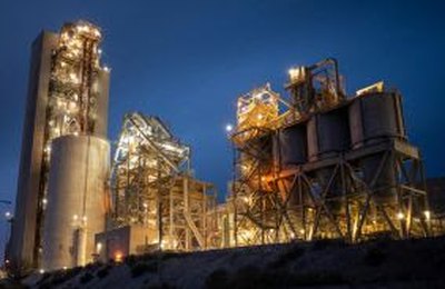 Como a lubrificação de alta performance sustenta a indústria do cimento na atualidade