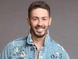 Carlinhos Maia é vaiado duas vezes no Pré-Caju e reage com ofensas durante apresentações