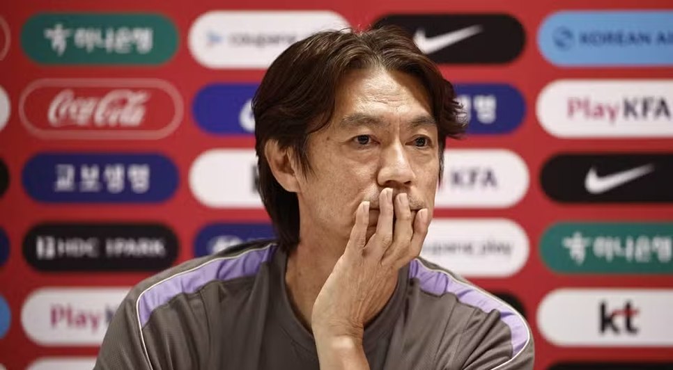 Hong Myung-Bo foi tratado como o principal culpado pela eliminação