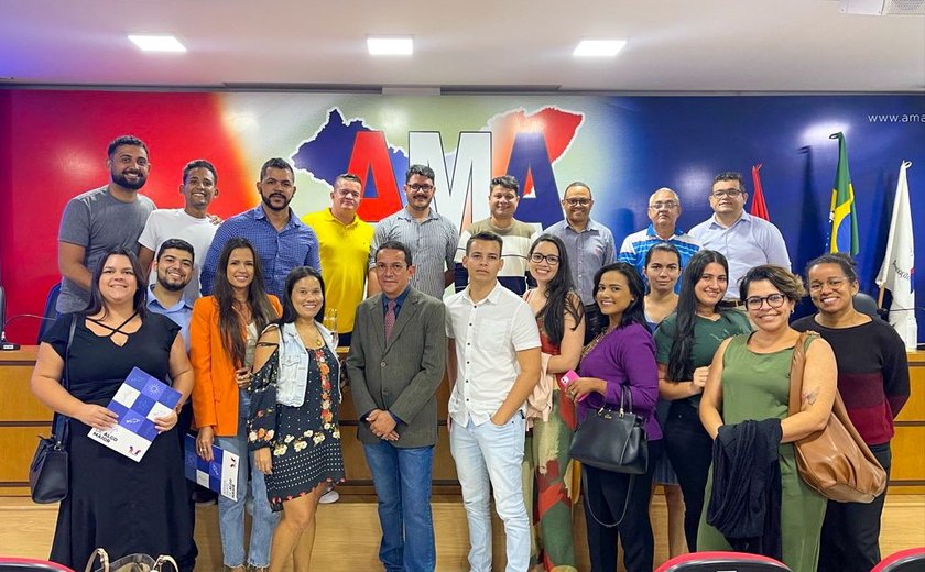 Servidores da Prefeitura de Penedo participam de curso na AMA sobre nova Lei de Licitações