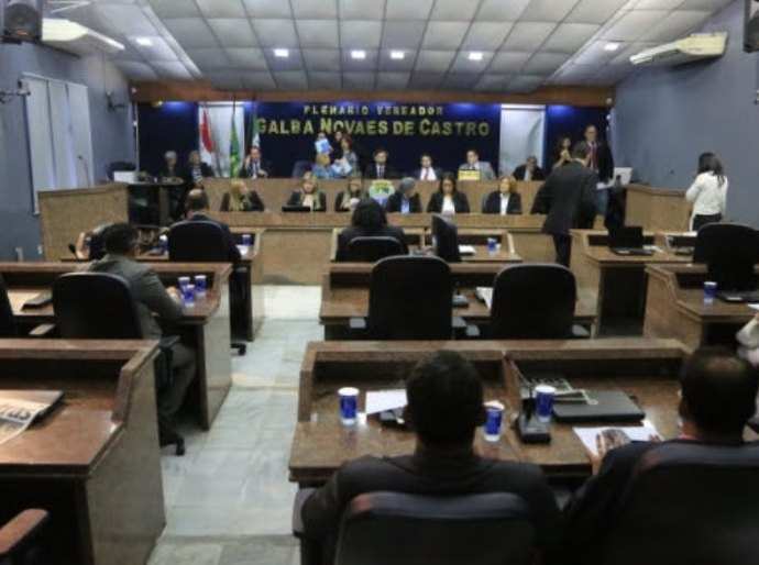 Câmara aprova mensagens e autoriza Executivo a contrair empréstimos