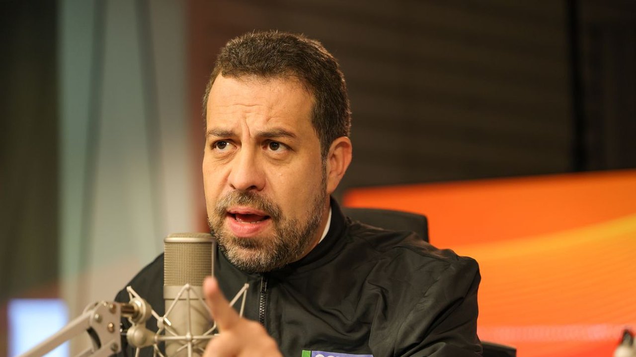Boulos volta a criticar “terrorismo econômico” contra fim da 6 por 1